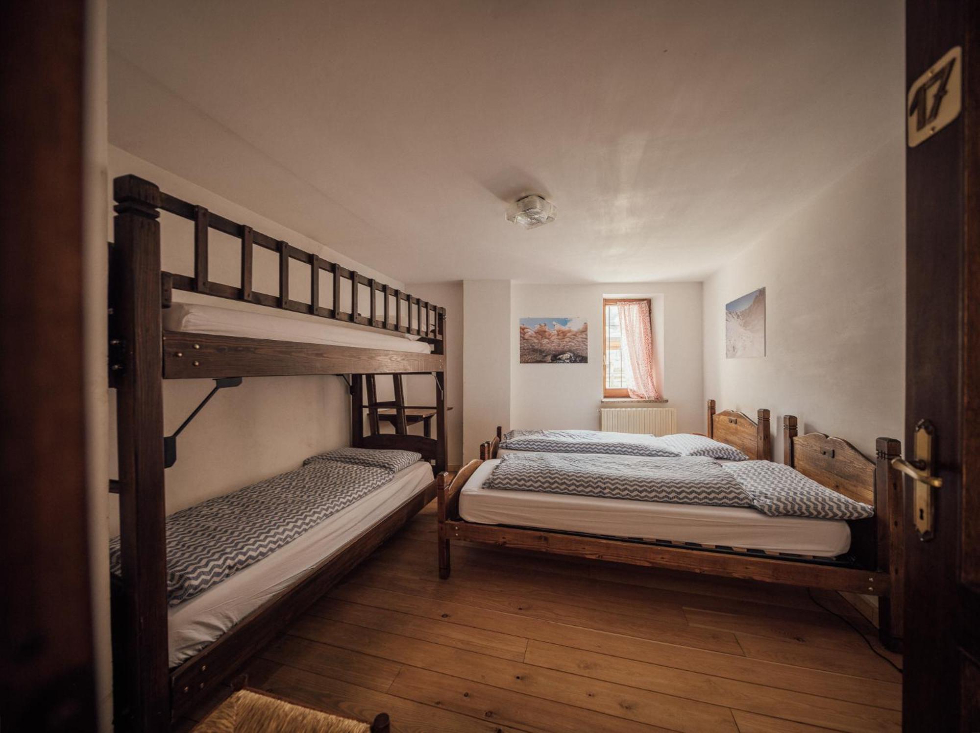 Albergo Locanda Mistral Acceglio Dış mekan fotoğraf